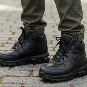 Nike Air may GOADONE  kids  Black Leather High-Top Athletic Boots